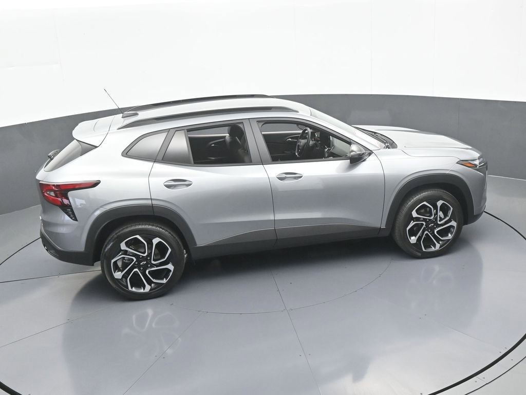 Used 2025 Chevrolet Trax RS w/ Driver Confidence Package image 51