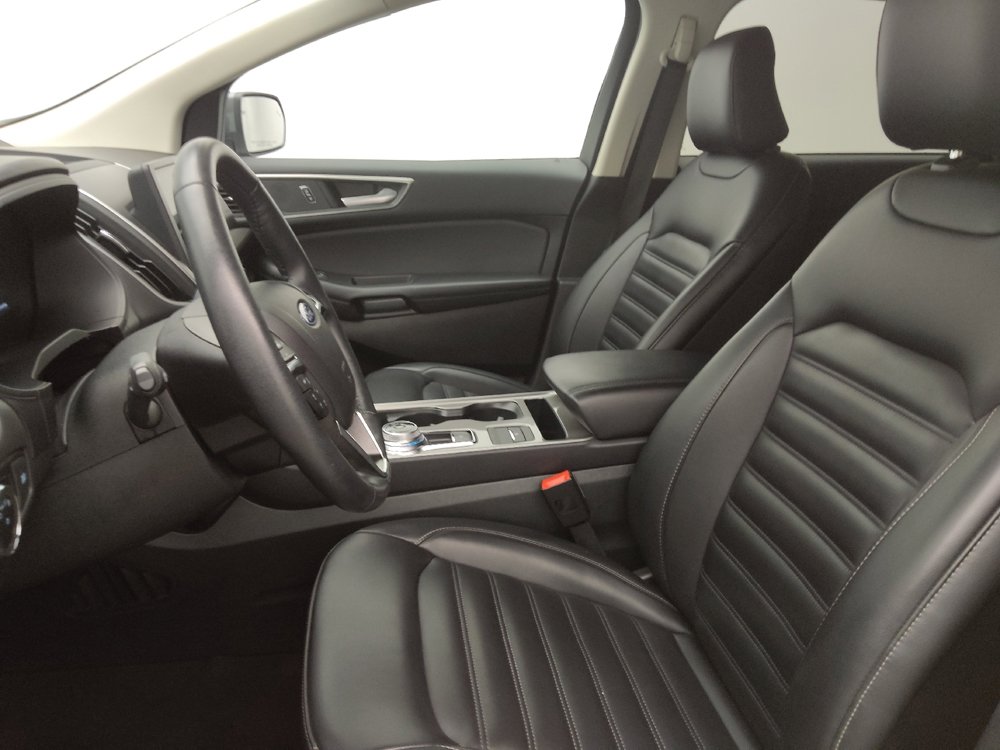 Used 2024 Ford Edge SEL image 17