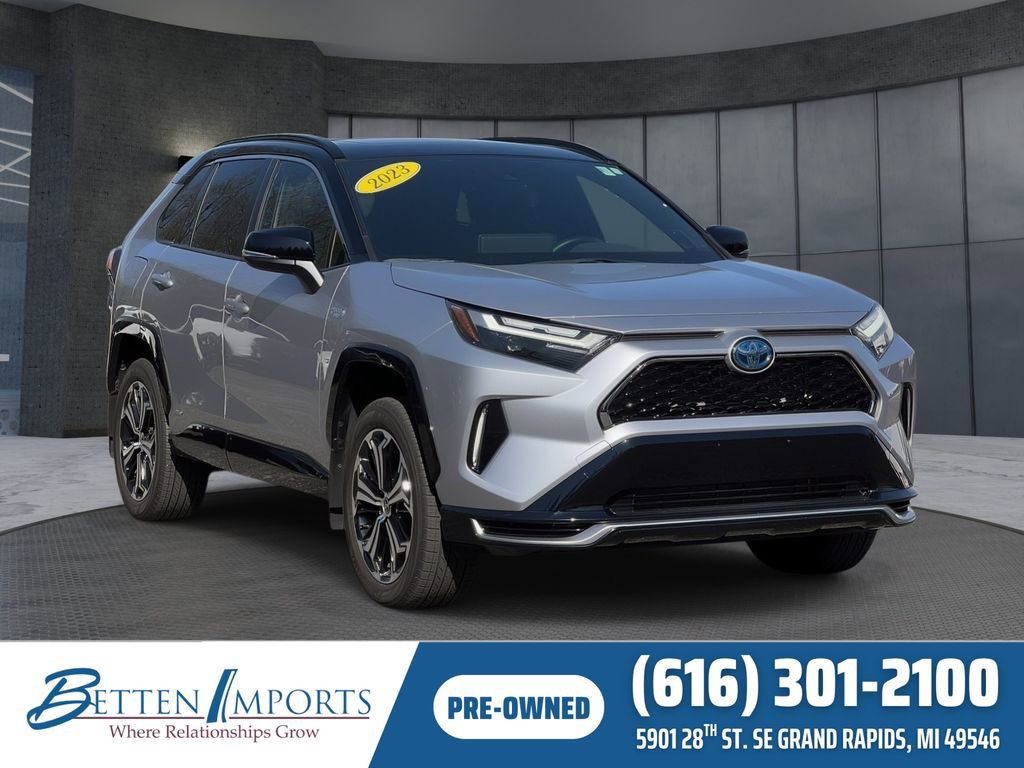 Used 2023 Toyota RAV4 XSE w/ Weather Package AWD/4WD image 1