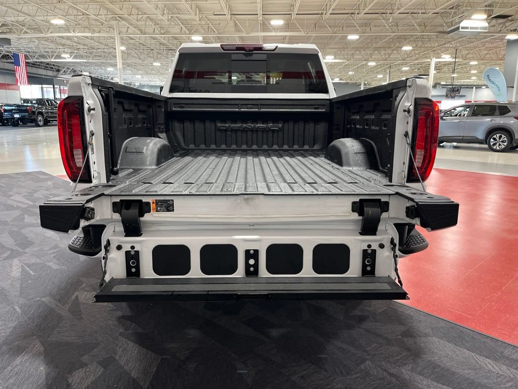 Certified 2021 GMC Sierra 3500 Denali w/ Denali Ultimate Package AWD/4WD image 6