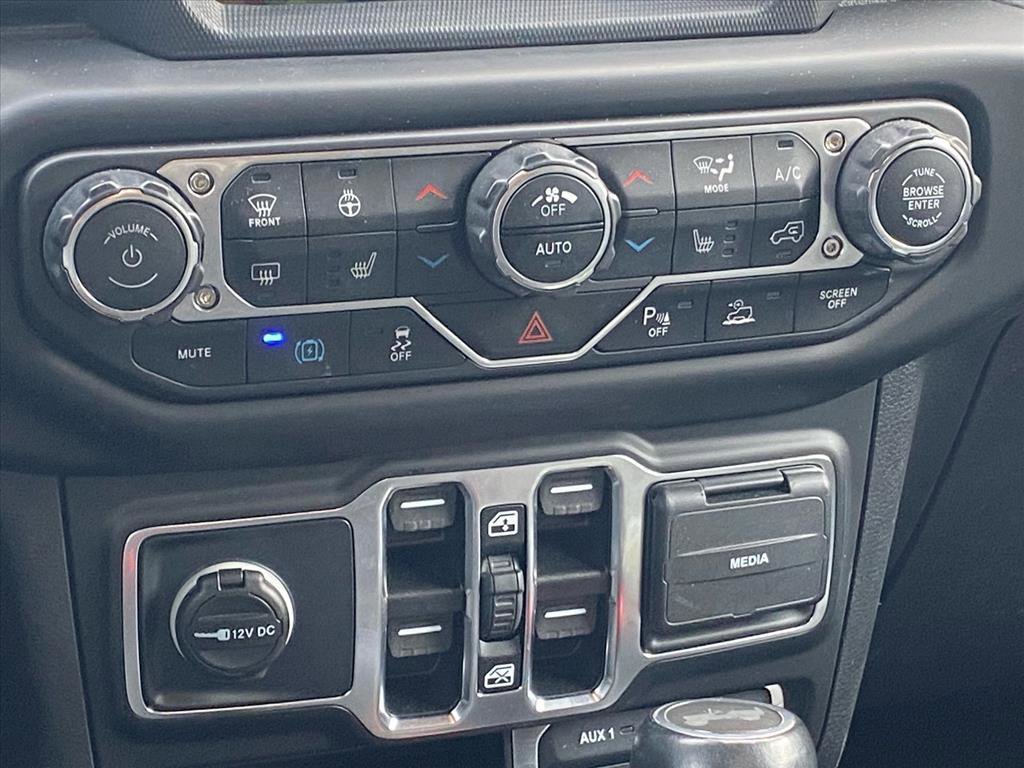 Used 2021 Jeep Wrangler Unlimited Sahara w/ Cold Weather Group image 7