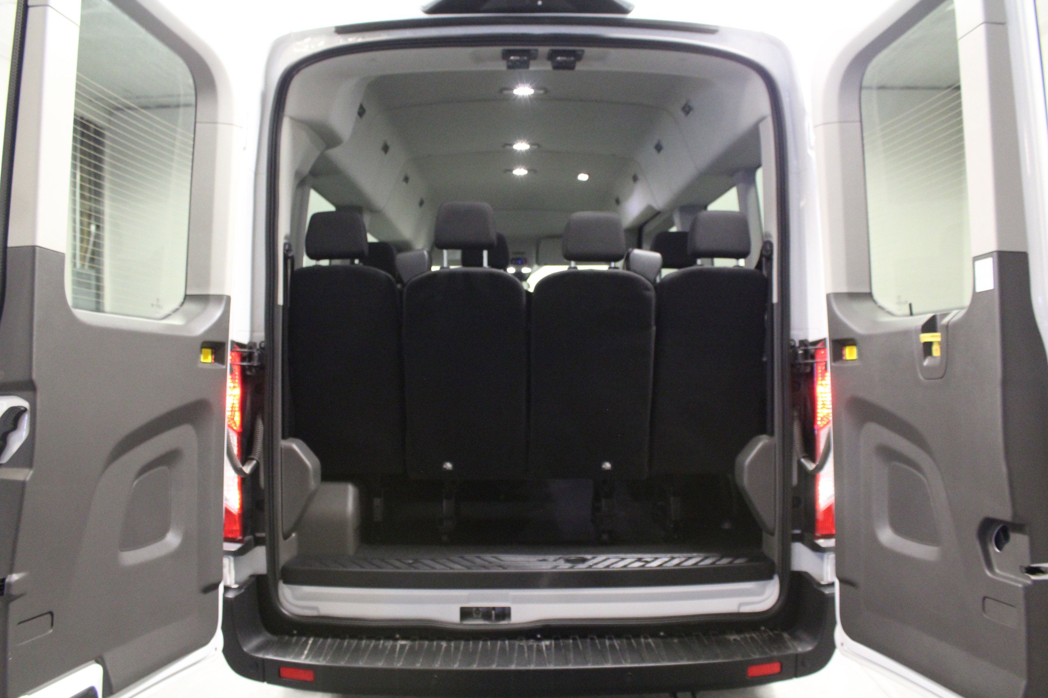 Used 2024 Ford Transit 350 XL image 13