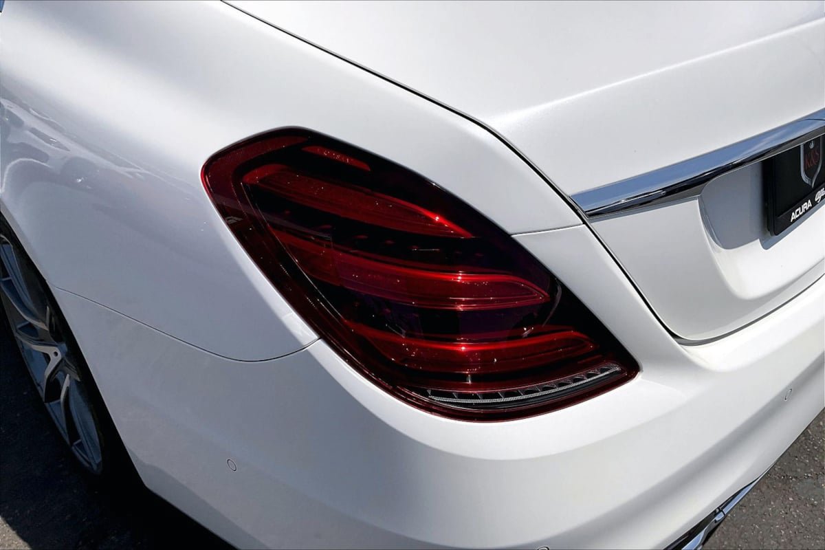 Used 2018 Mercedes-Benz S 450 Sedan image 25