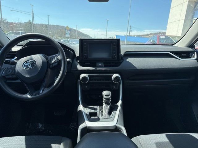 Used 2019 Toyota RAV4 LE w/ All Weather Liner Package image 7