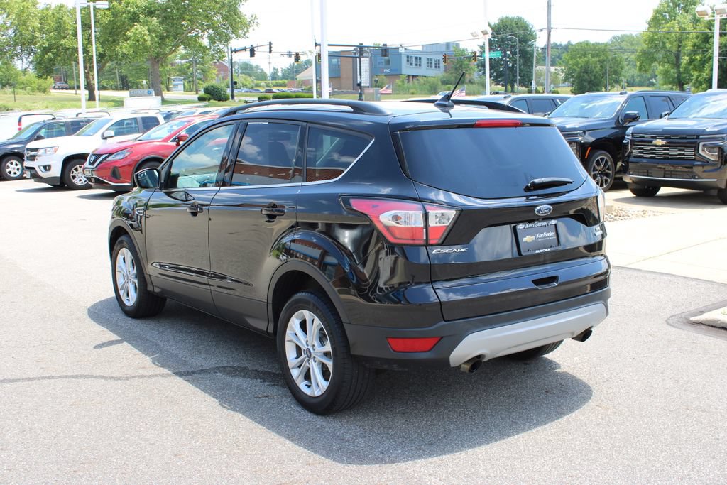Used 2018 Ford Escape SE w/ SE Sync 3 Package AWD/4WD image 25