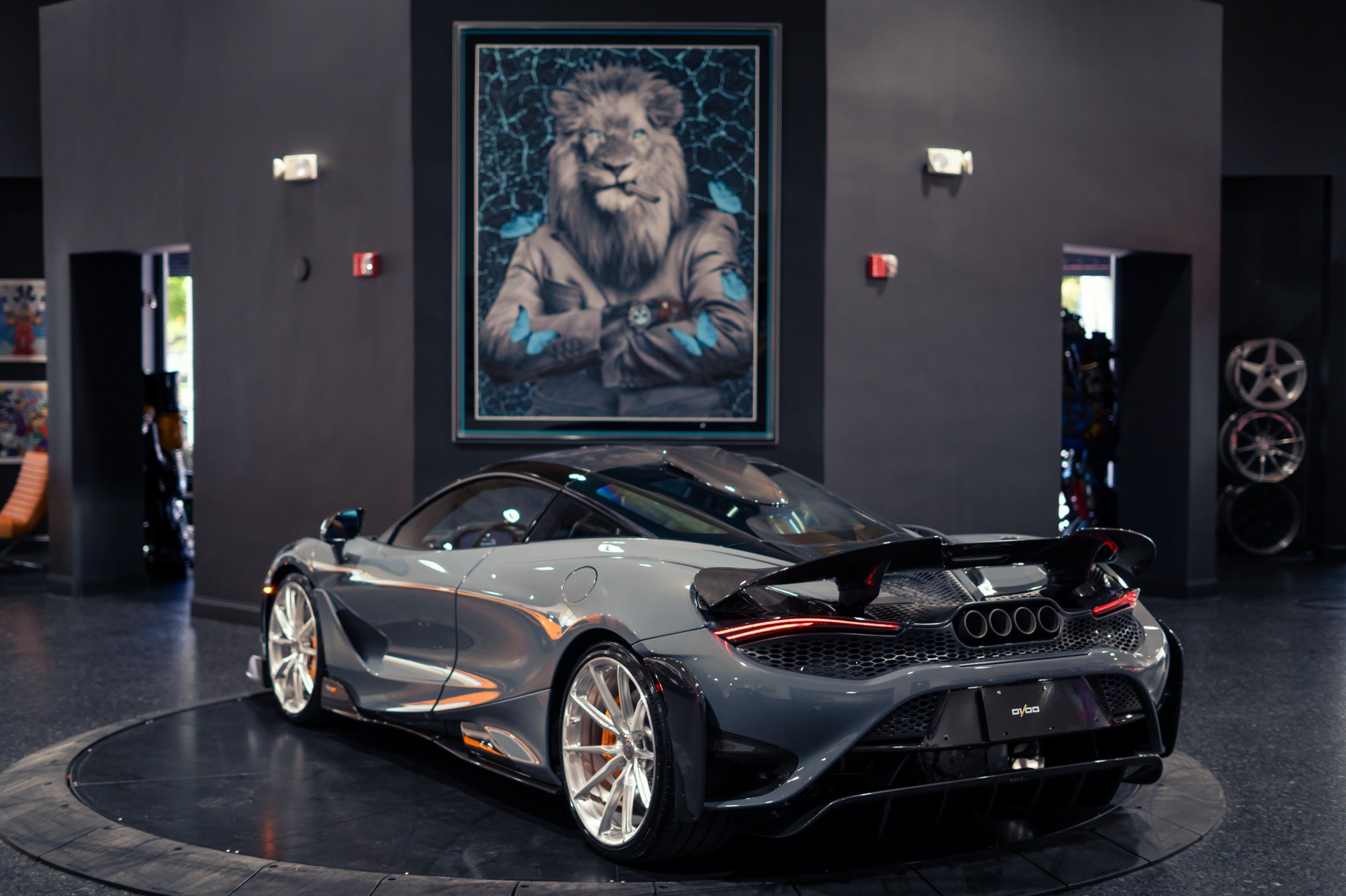 Used 2021 McLaren 765LT RWD image 52