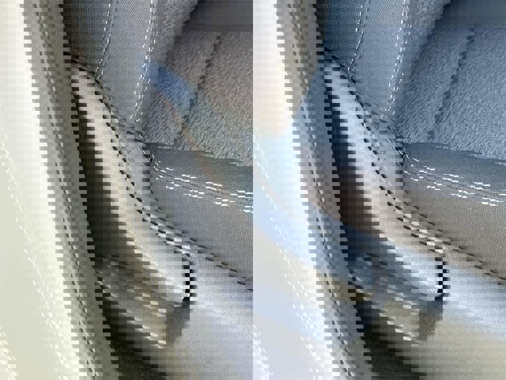 Used 2023 Nissan Rogue SV image 40