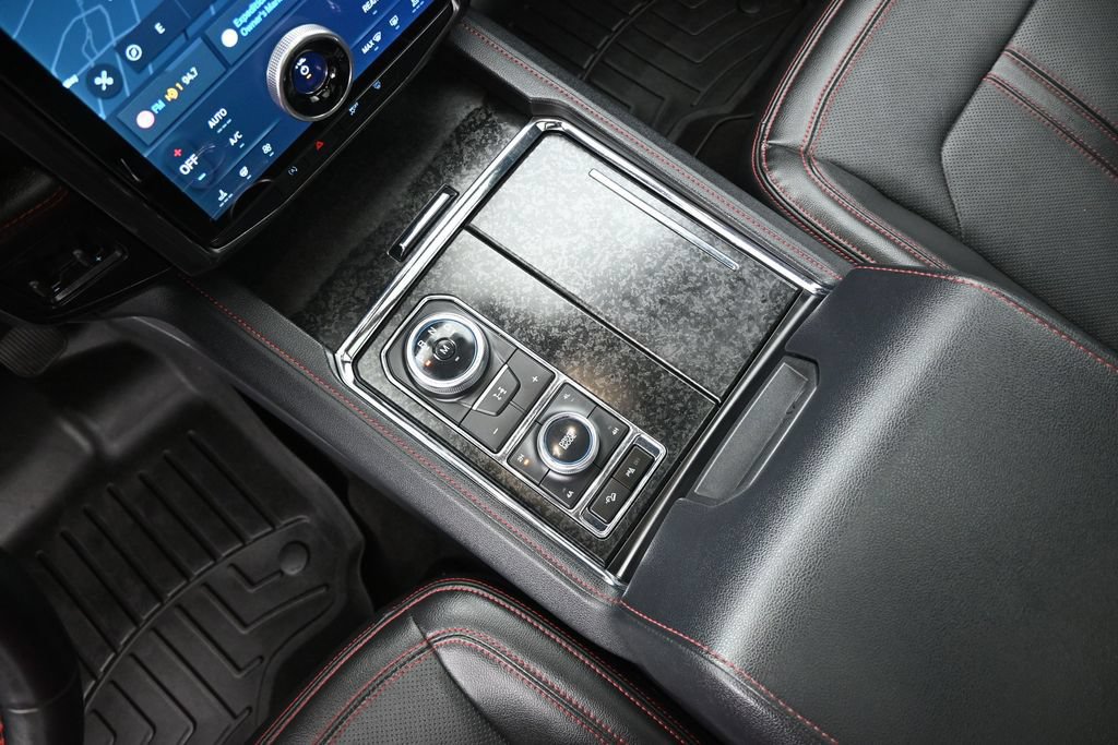 Used 2023 Ford Expedition Limited AWD/4WD image 26
