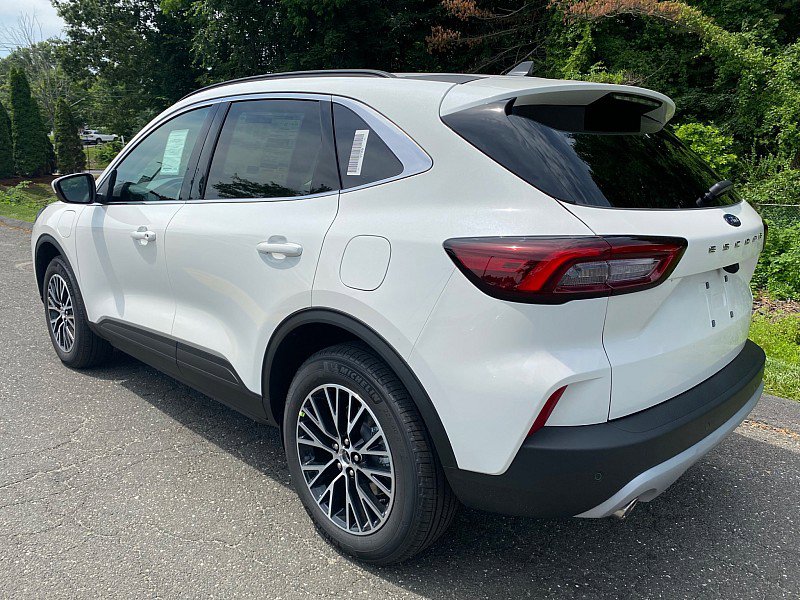 New 2025 Ford Escape SE image 6