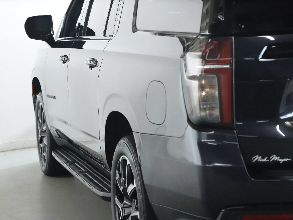 Used 2024 Chevrolet Suburban RST RWD image 43