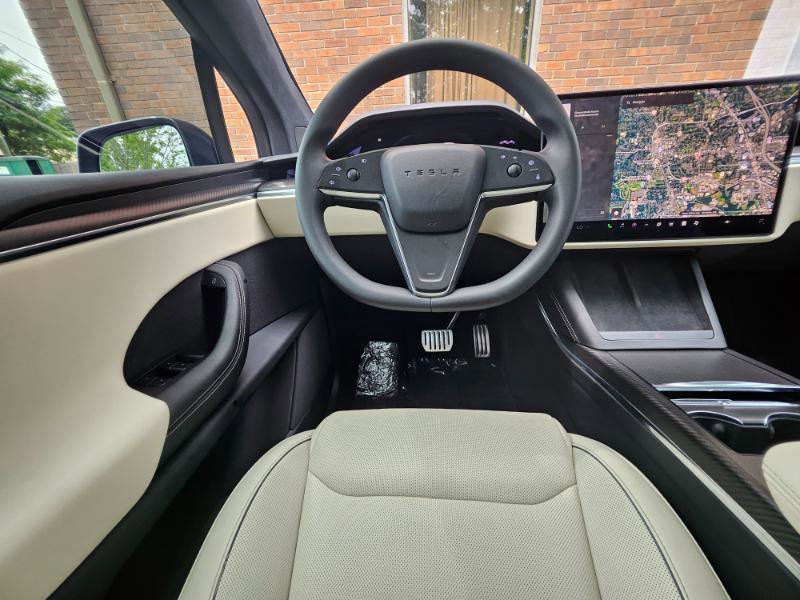Used 2023 Tesla Model X Plaid AWD/4WD image 5