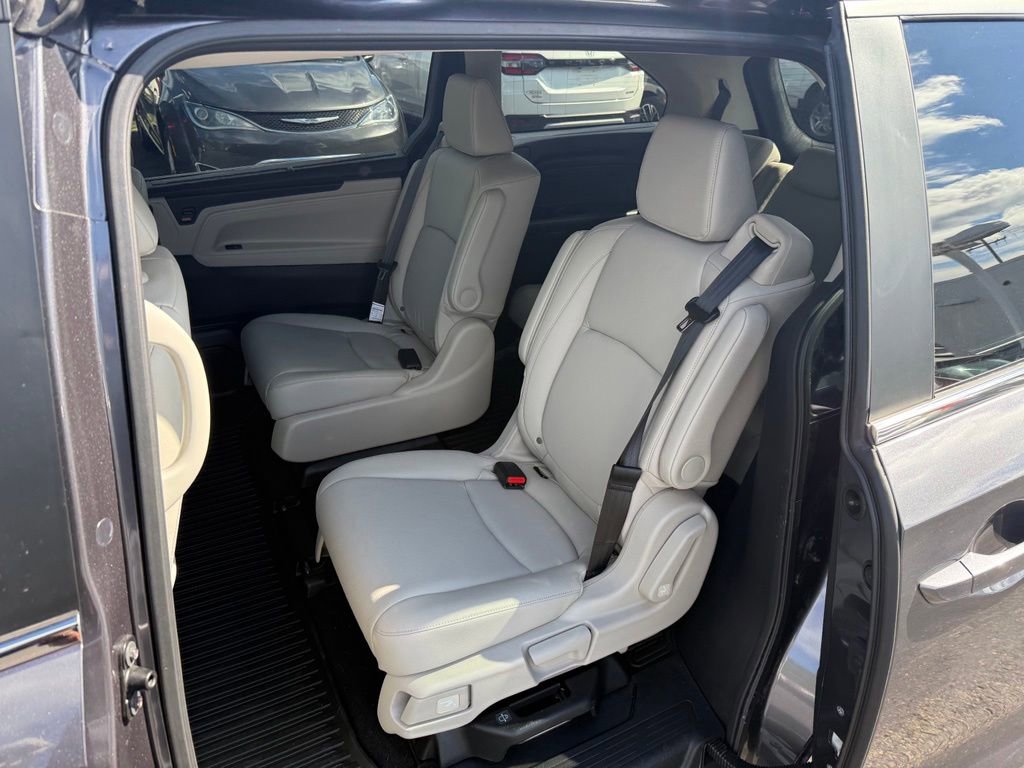 Used 2026 Honda Odyssey EX-L image 6