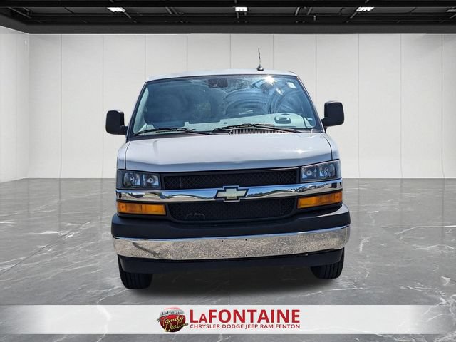 Used 2025 Chevrolet Express 3500 LT w/ LT Preferred Equipment Group RWD image 8