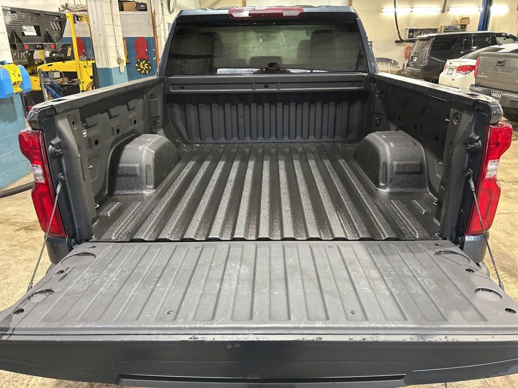 Used 2021 Chevrolet Silverado 1500 LT Trail Boss image 10