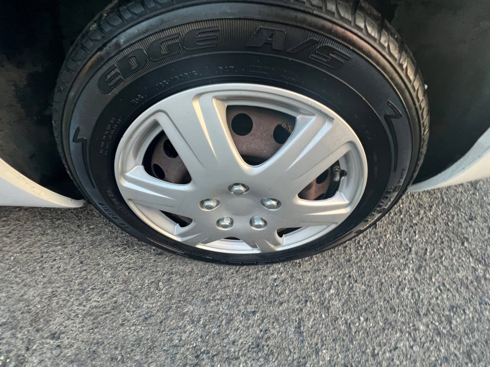 Used 2008 Toyota Yaris Sedan image 29