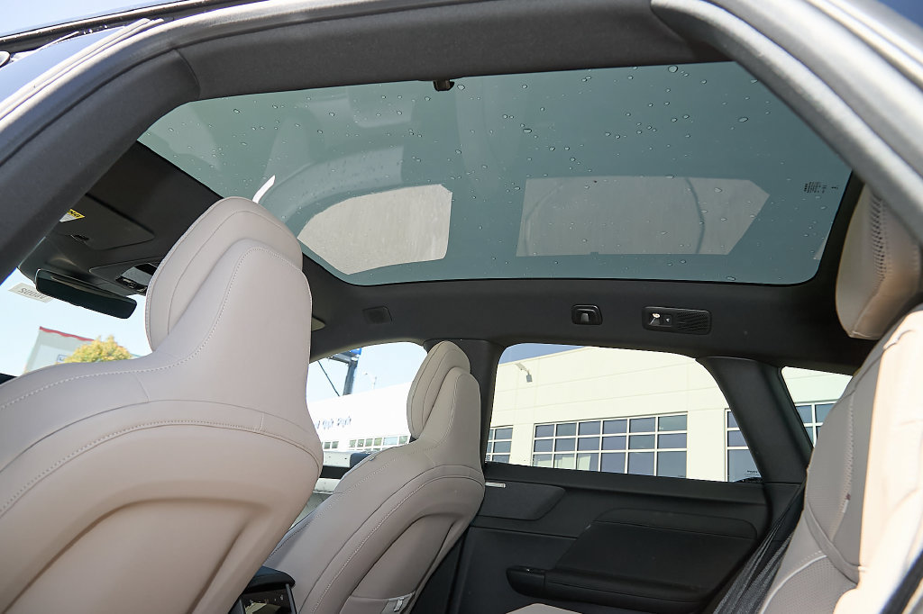 New 2027 Volvo EX60 Ultra AWD/4WD image 33