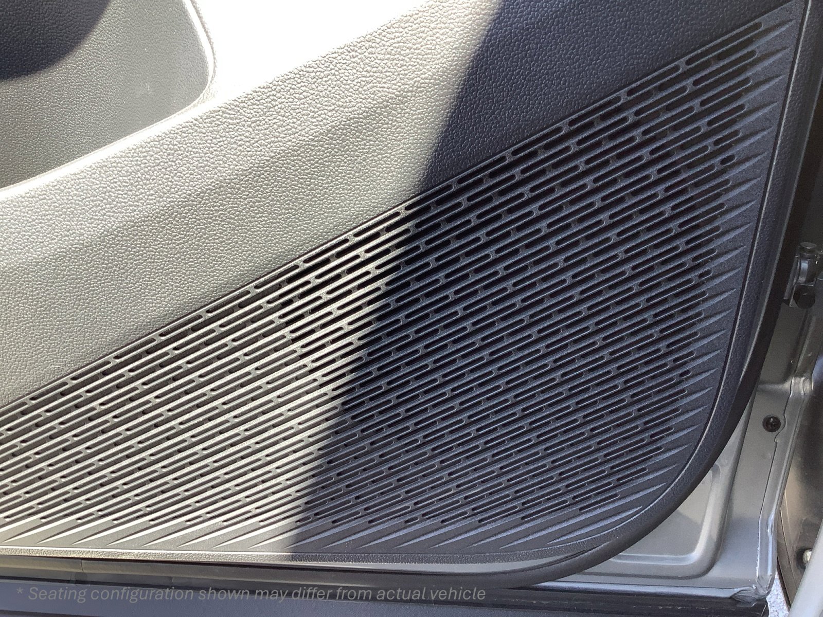 New 2026 Volkswagen Atlas Cross Sport SE image 26