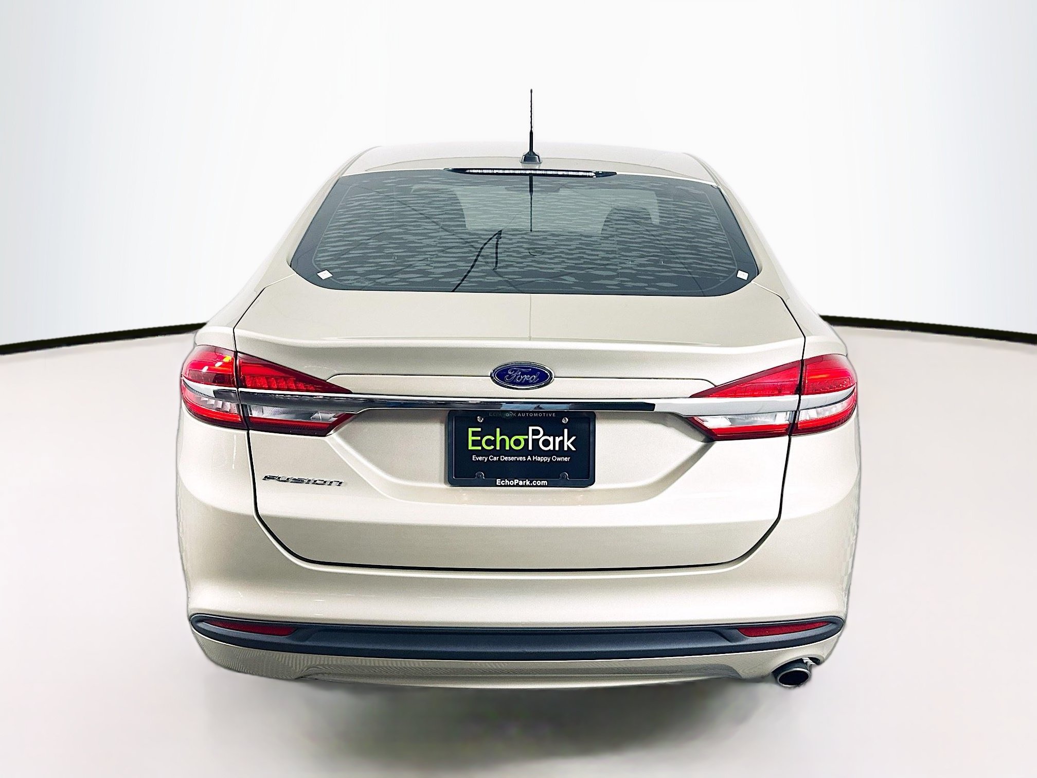 Used 2018 Ford Fusion S FWD image 7