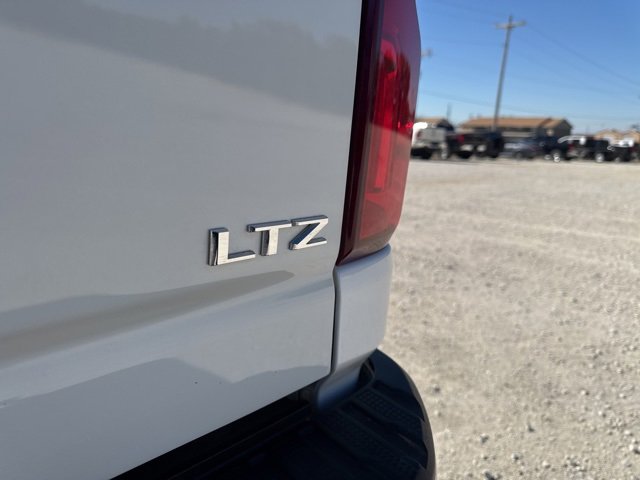 Used 2022 Chevrolet Silverado 2500 LTZ image 16