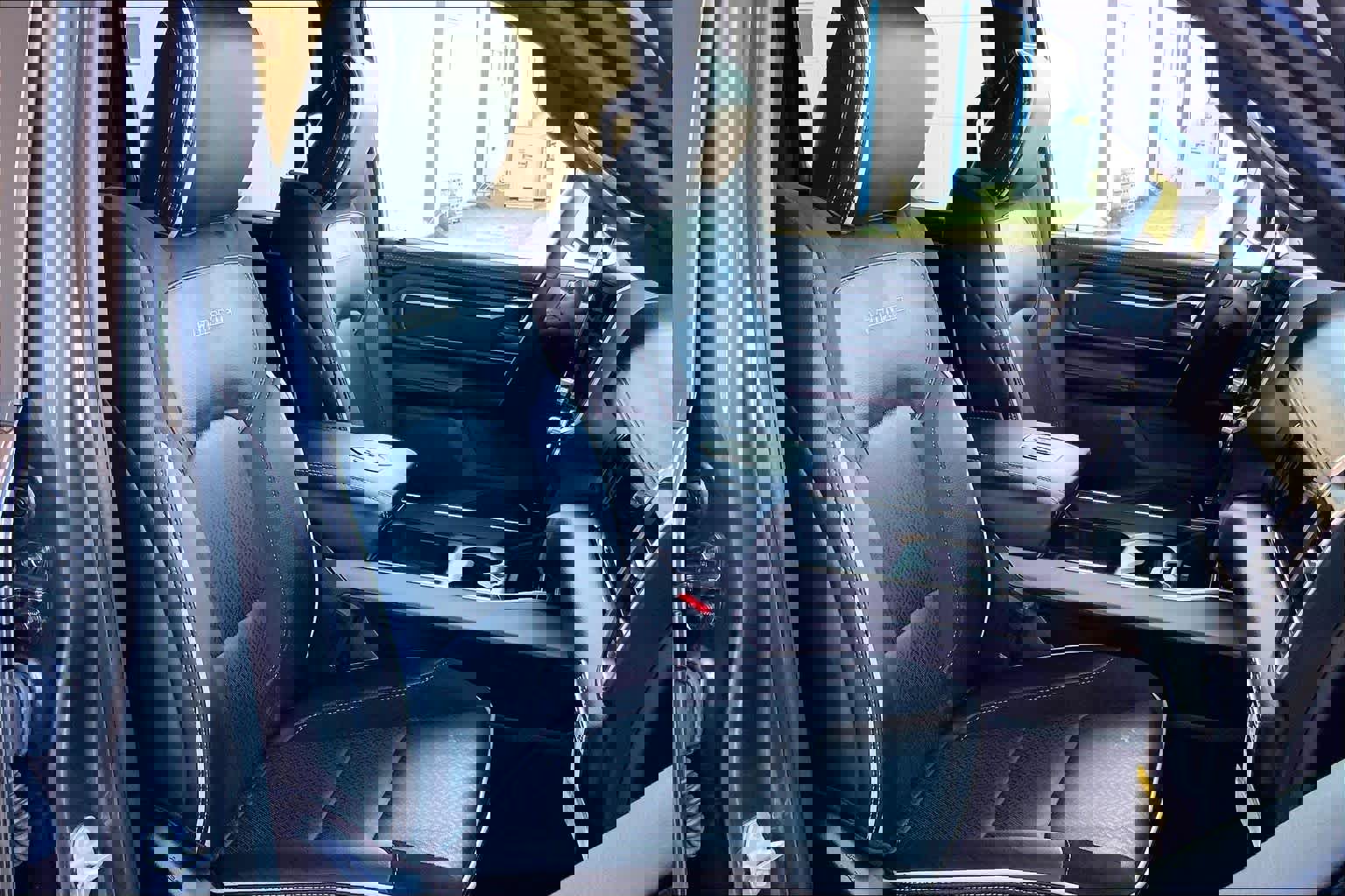 Used 2025 RAM 1500 Laramie w/ Night Edition image 8