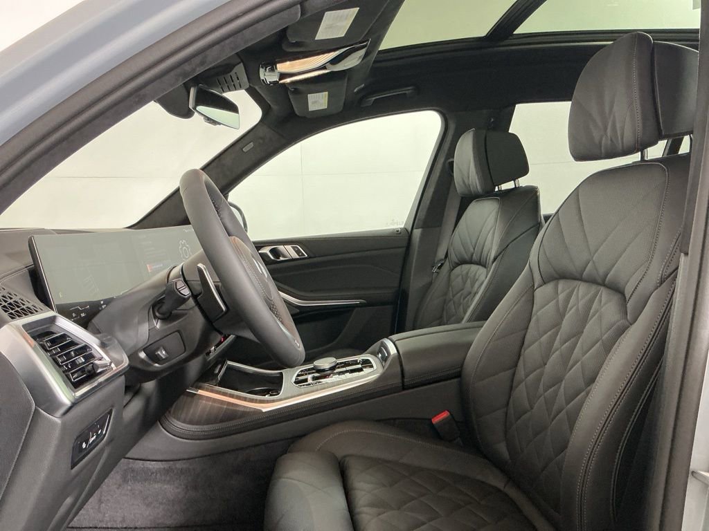 Used 2026 BMW X7 xDrive40i w/ M Sport Package image 25