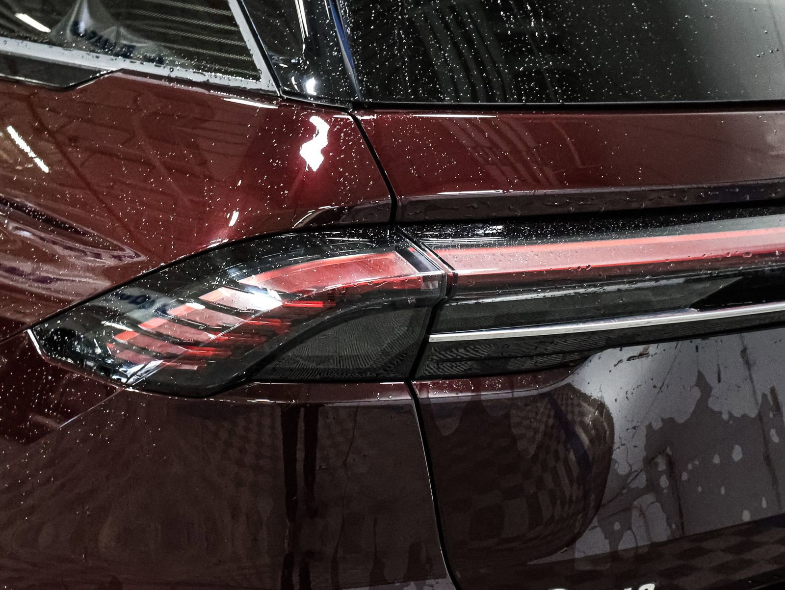 Used 2025 Lincoln Nautilus Reserve w/ Jet Appearance Package image 15