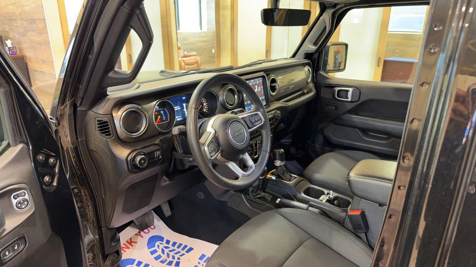 Used 2023 Jeep Wrangler Unlimited Sahara image 9