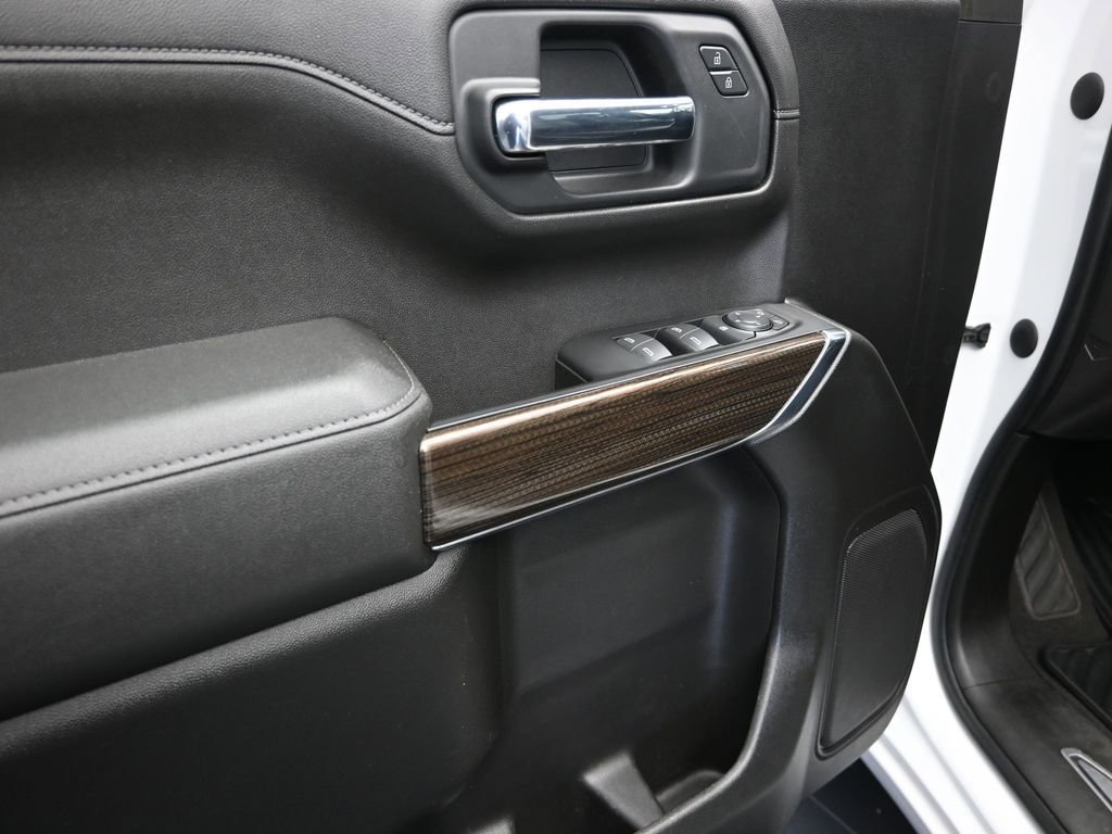 Used 2022 Chevrolet Silverado 1500 LT image 11