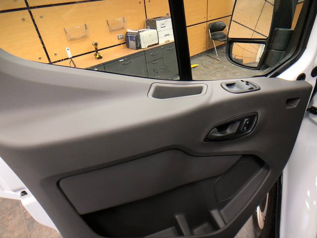 New 2026 Ford Transit 250 148 Medium Roof RWD image 12