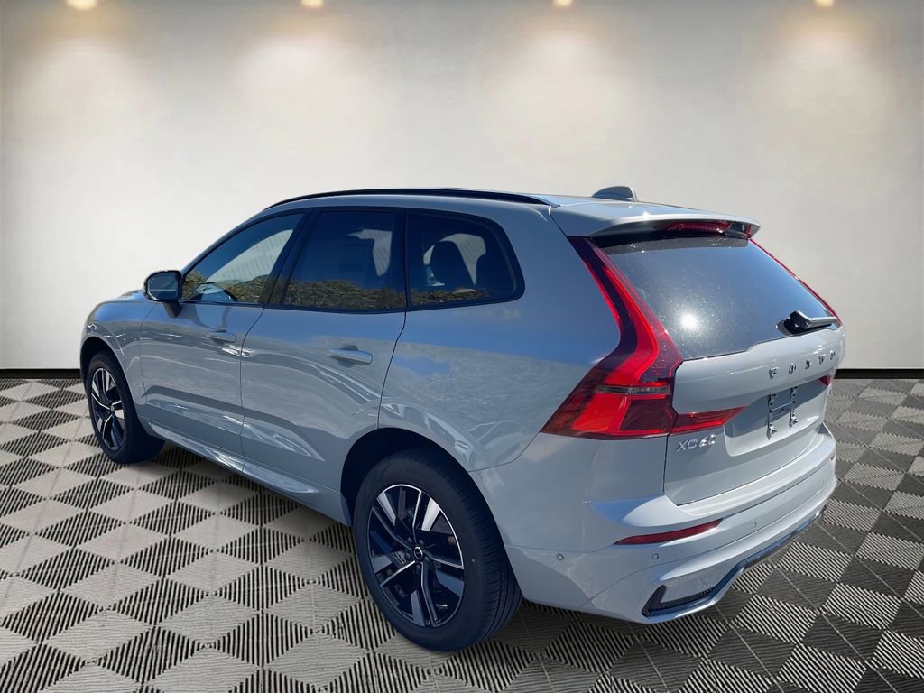 New 2026 Volvo XC60 B5 Plus w/ Climate Package image 5