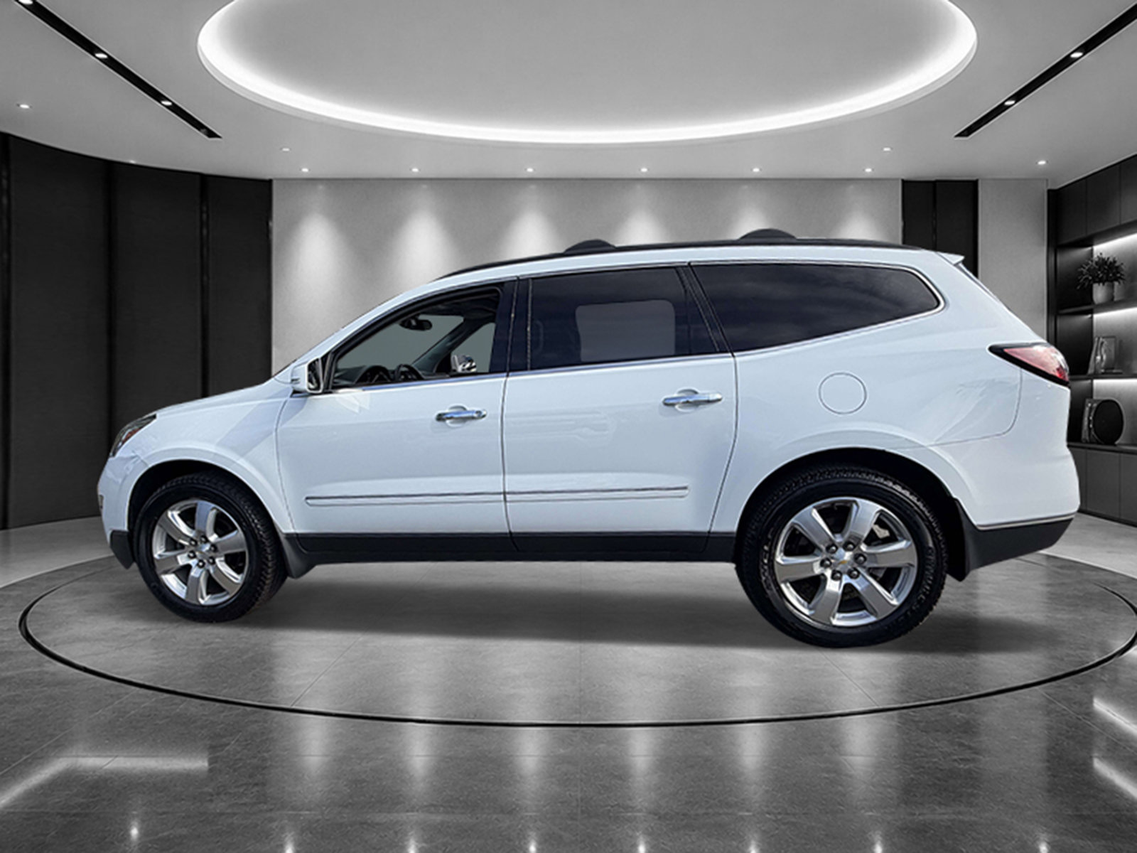 Used 2017 Chevrolet Traverse Premier AWD/4WD image 3