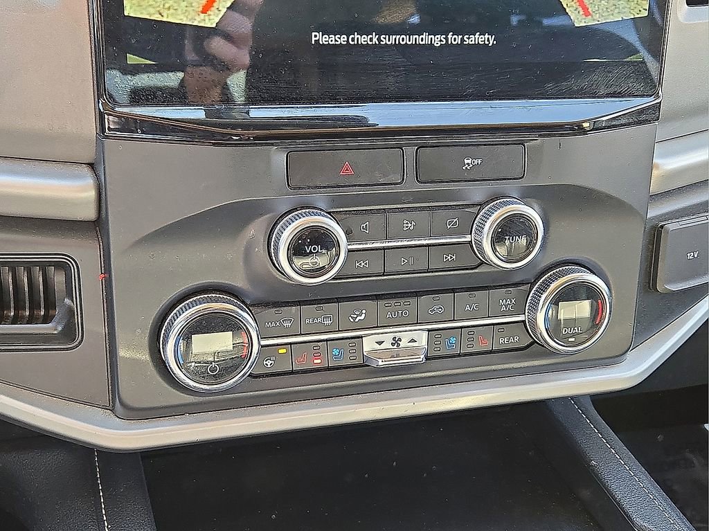 Used 2022 Ford Expedition Max XLT image 28