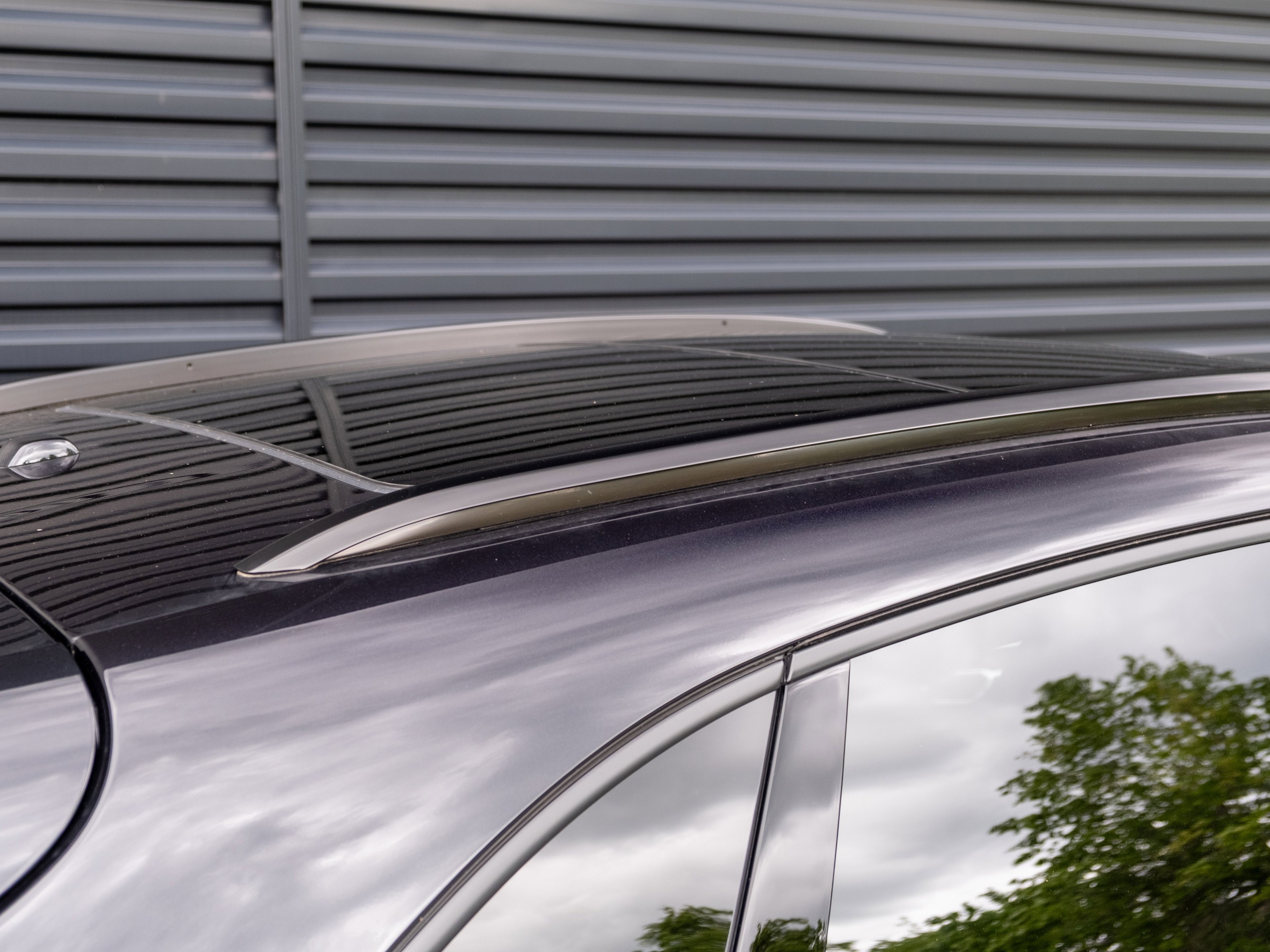 Certified 2025 Porsche Macan image 38