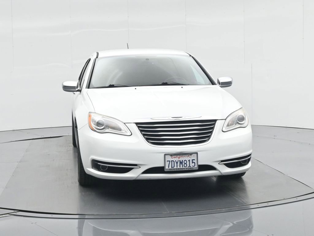 Used 2014 Chrysler 200 Limited image 25