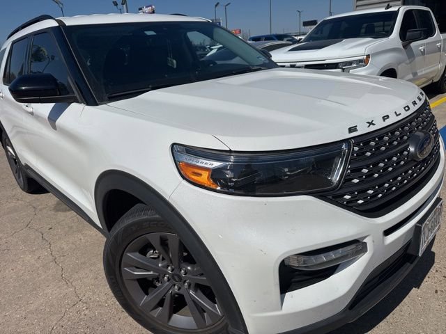 Used 2023 Ford Explorer XLT w/ Equipment Group 202A image 2