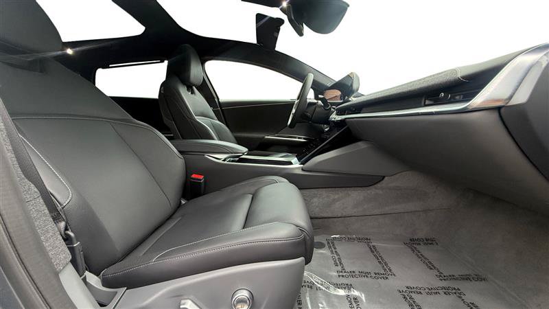 Used 2024 Lucid Air Touring AWD/4WD image 17