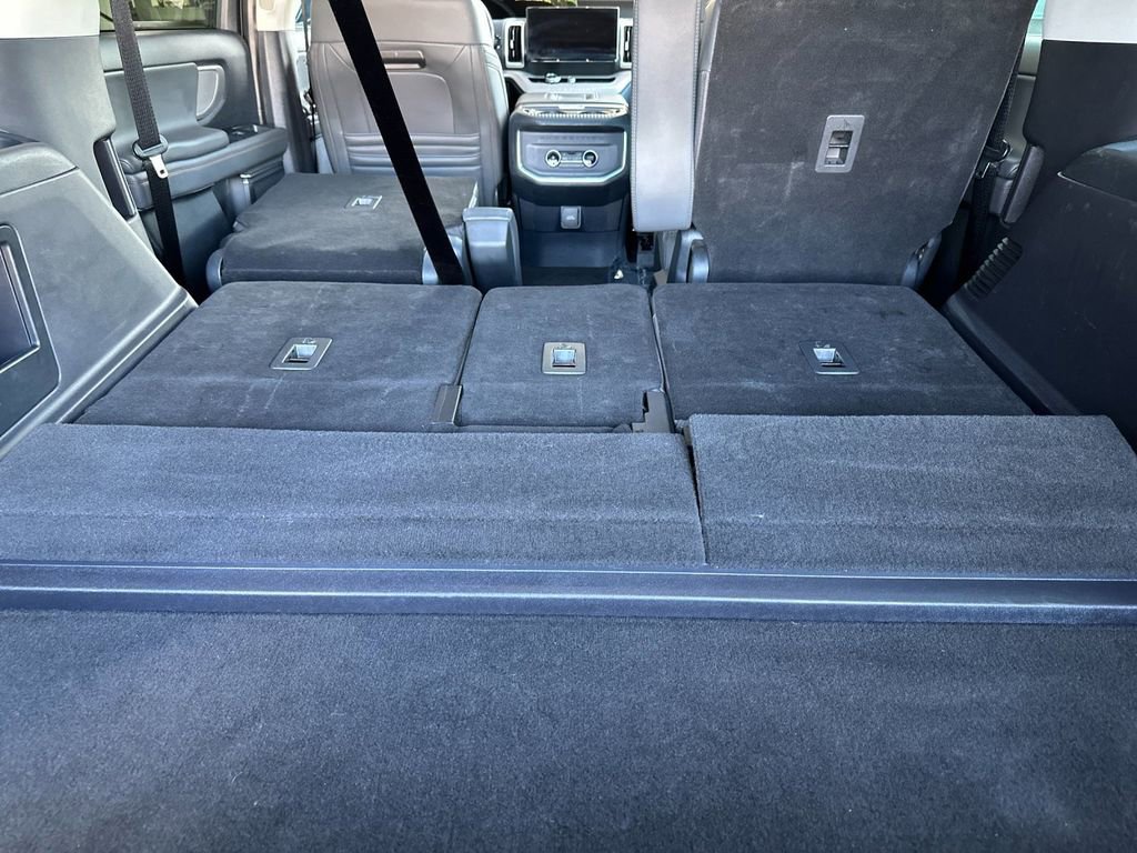 Certified 2025 Ford Expedition Active image 15