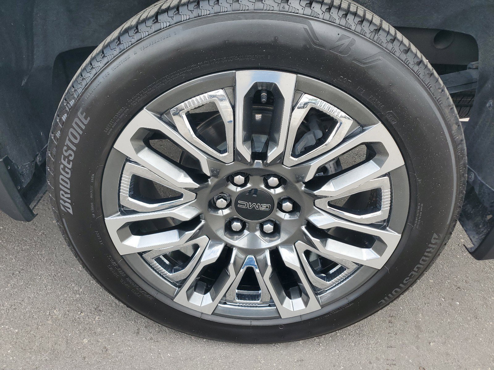 Used 2024 GMC Sierra 1500 Denali Ultimate image 29