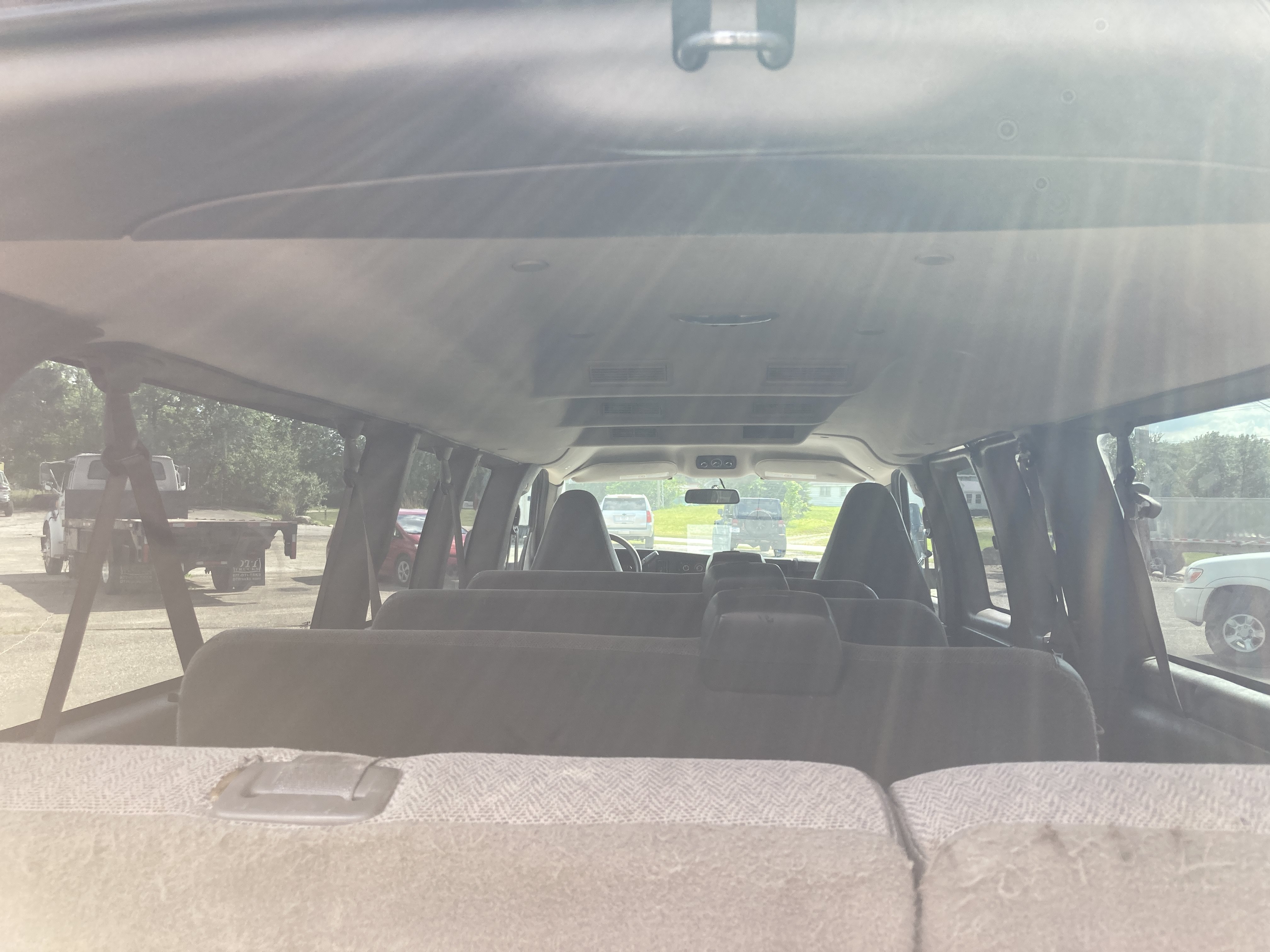 Used 2018 Chevrolet Express 3500 LT w/ LT Preferred Equipment Group RWD image 13