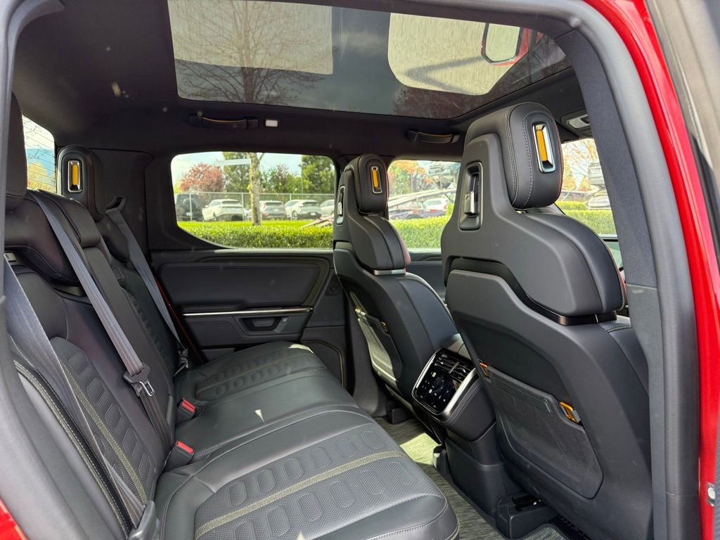 Used 2025 Rivian R1T Adventure image 23