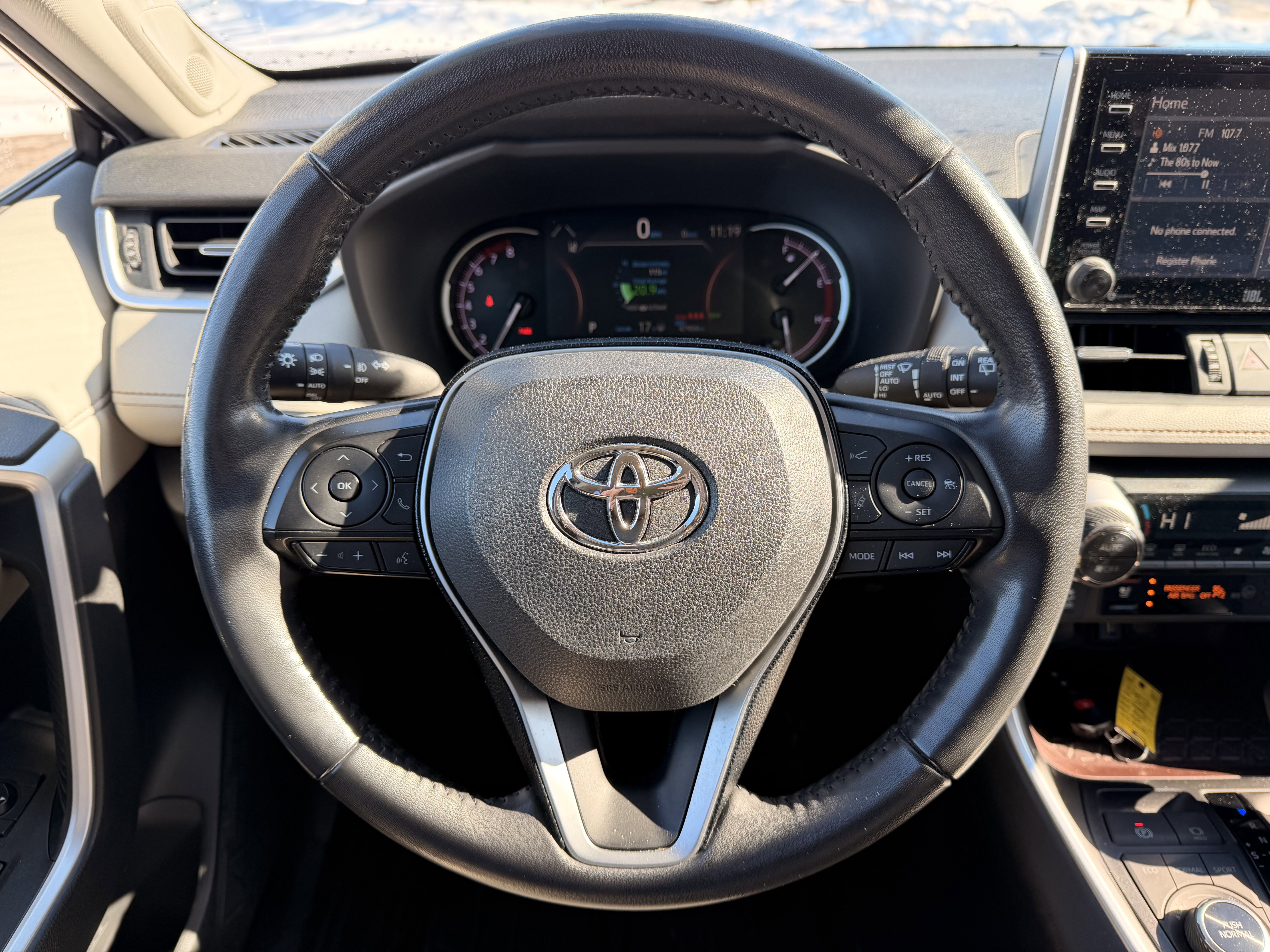 Used 2021 Toyota RAV4 Limited w/ Limited Grade Weather Package image 17