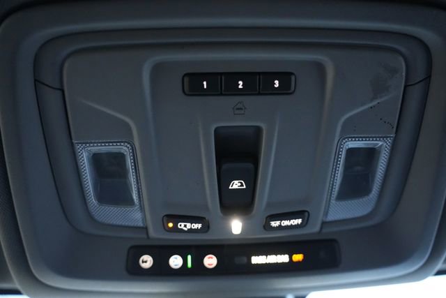 Used 2021 GMC Sierra 1500 SLT w/ SLT Premium Plus Package image 29