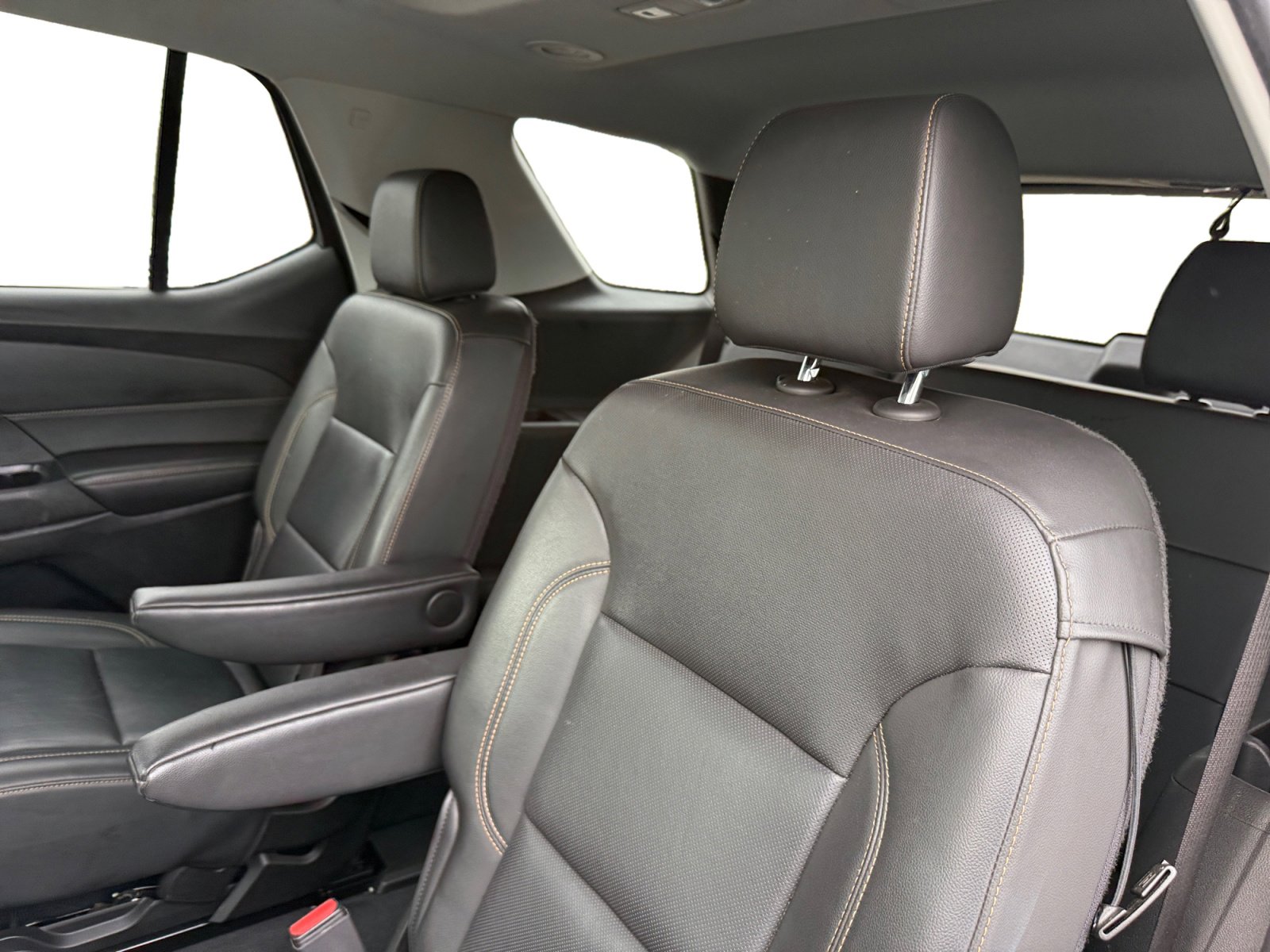 Used 2021 Chevrolet Traverse Premier w/ Redline Edition image 16