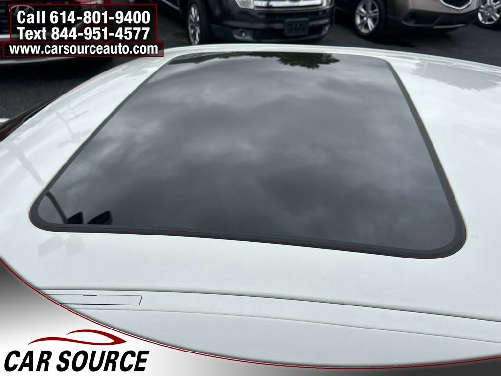 Used 2020 BMW 330i xDrive Sedan w/ Convenience Package AWD/4WD image 8