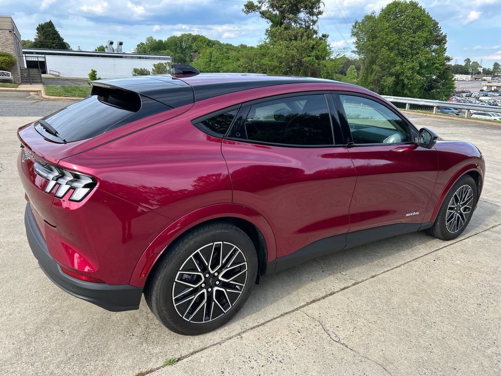 Used 2025 Ford Mustang Mach-E Premium AWD/4WD image 6