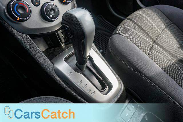 Used 2019 Chevrolet Sonic LT FWD image 28