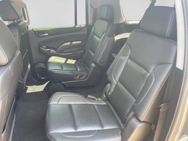 Used 2020 Chevrolet Suburban LT w/ Luxury Package AWD/4WD image 19