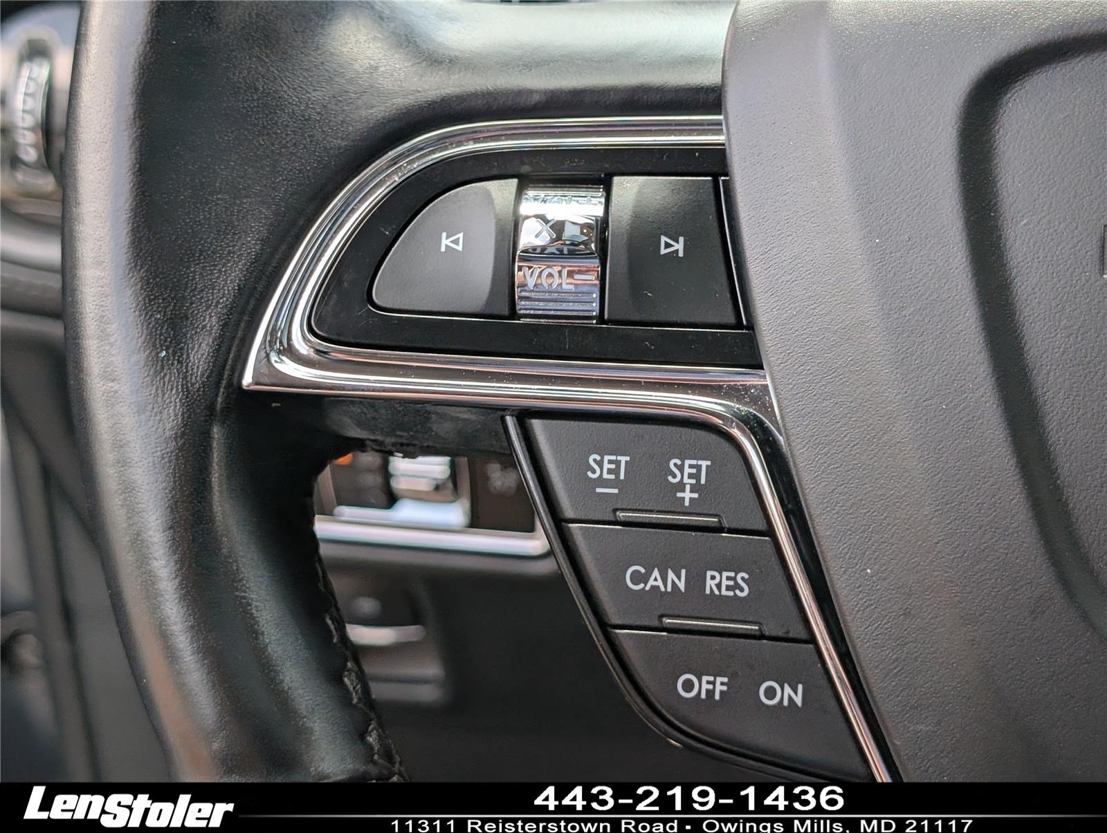 Used 2023 Lincoln Nautilus Reserve AWD/4WD image 24
