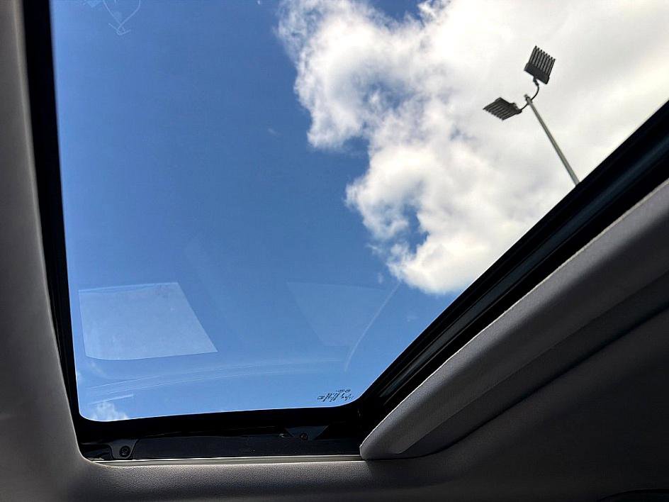 Used 2022 Honda CR-V EX-L image 12