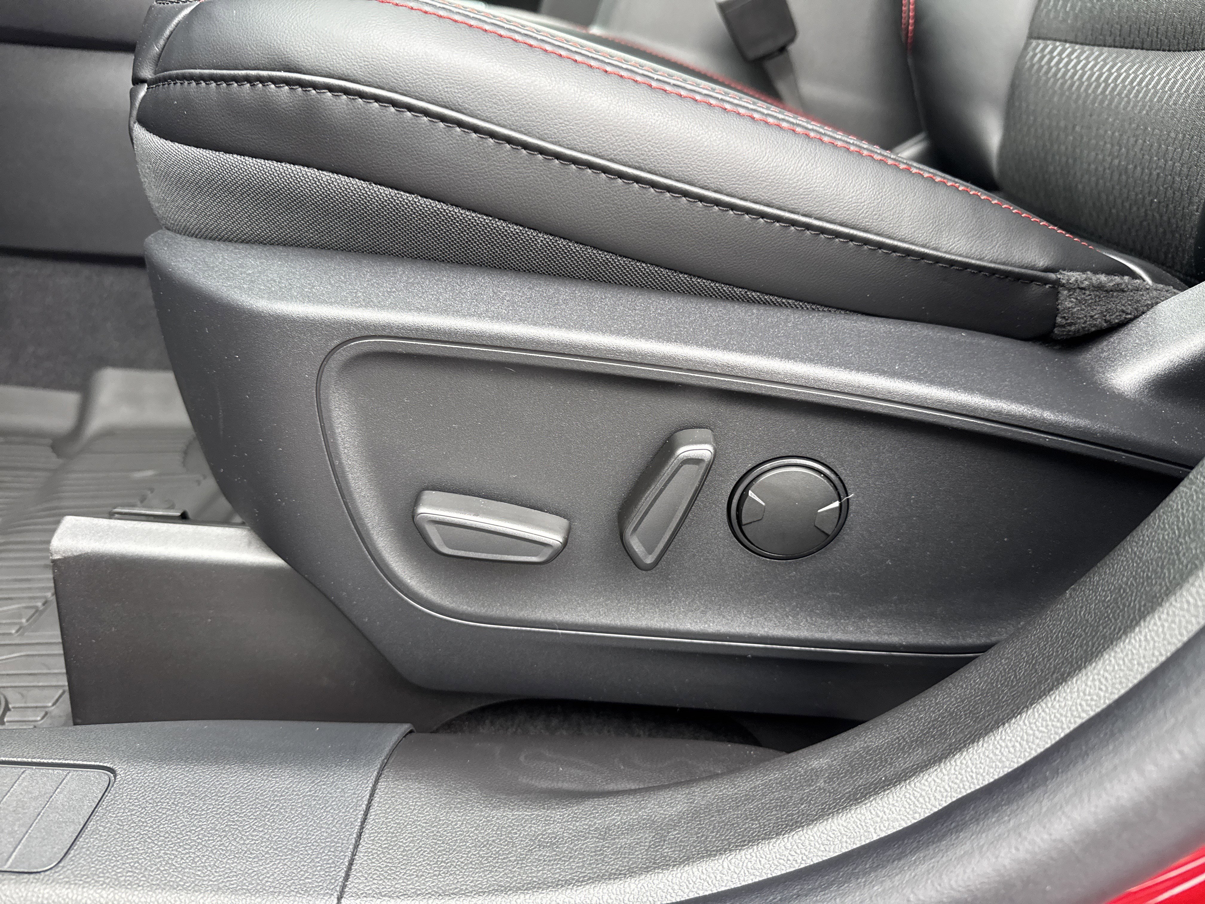 New 2026 Ford Escape ST-Line Select w/ Tech Pack #2 image 21